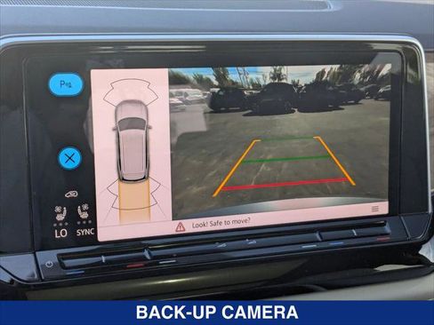 New 2026 Volkswagen Atlas SE FWD image 11