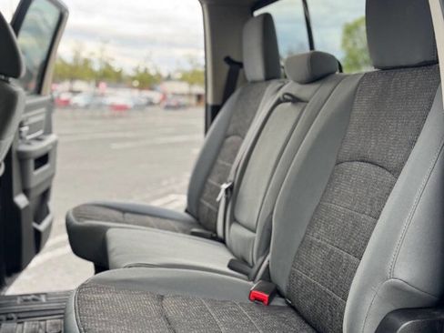 Used 2014 RAM 1500 Big Horn image 9