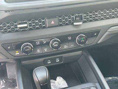 New 2025 Honda Accord SE image 12