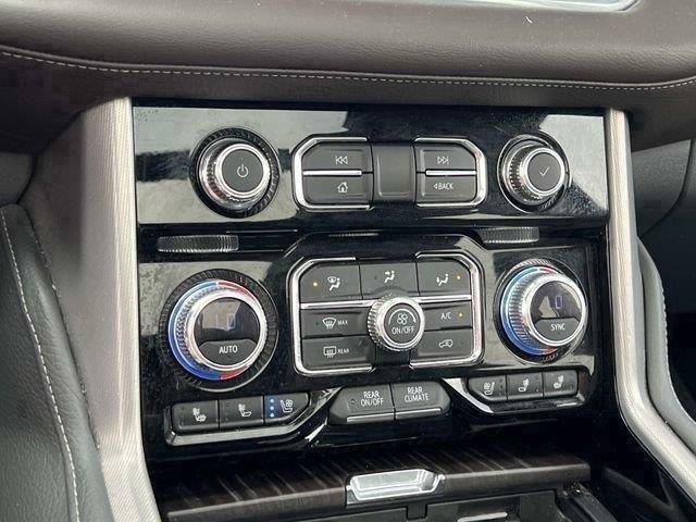 Used 2022 GMC Yukon Denali AWD/4WD image 23
