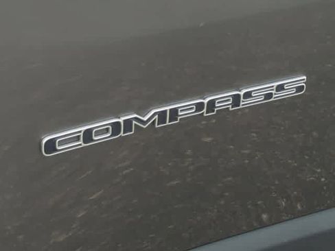 Used 2023 Jeep Compass Limited w/ Elite Group AWD/4WD image 13