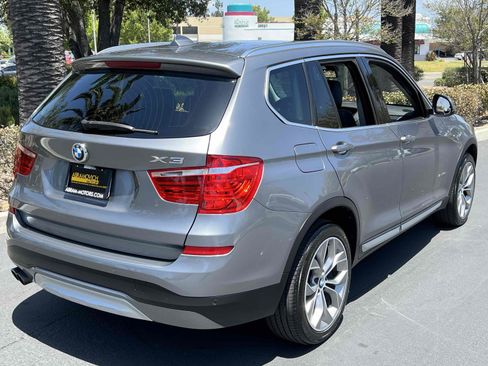 Used 2017 BMW X3 sDrive28i RWD image 13