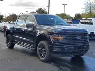 New 2025 Ford F150 XLT w/ Equipment Group 302A MID video 3