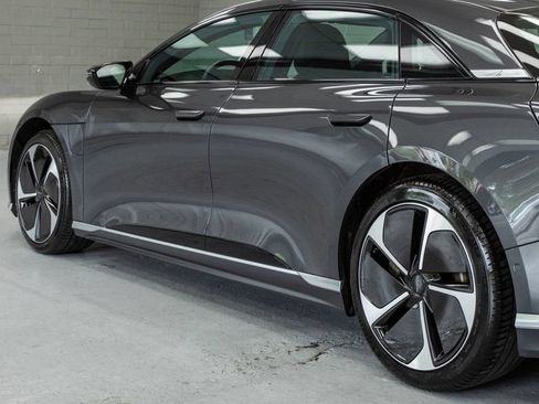 Used 2024 Lucid Air Touring AWD/4WD image 36