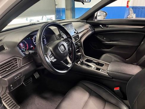Used 2018 Honda Accord Sport image 22