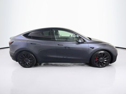Used 2022 Tesla Model Y Performance AWD/4WD image 10