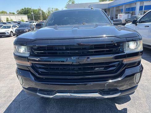 Used 2017 Chevrolet Silverado 1500 LT w/ LPO, Black Pack AWD/4WD image 7