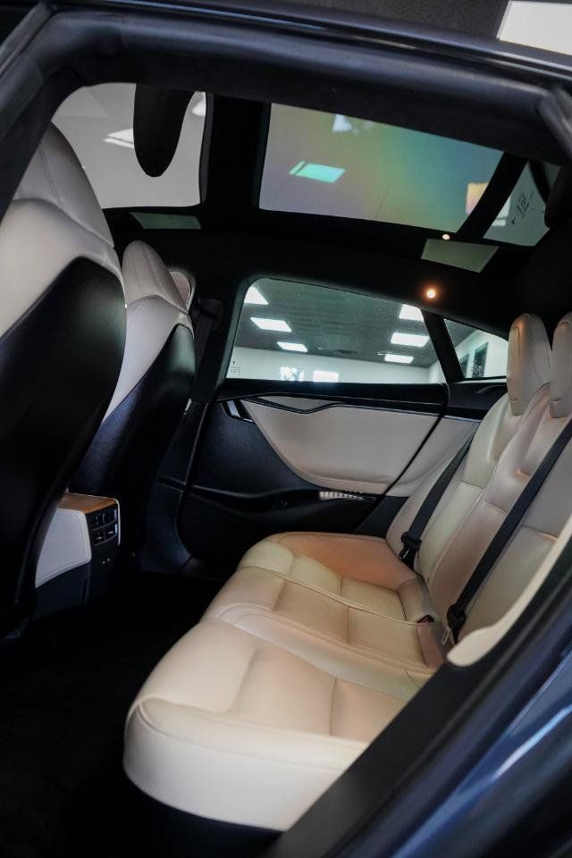 Used 2020 Tesla Model S Long Range AWD/4WD image 17