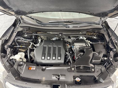 Used 2020 Mitsubishi Eclipse Cross ES image 25