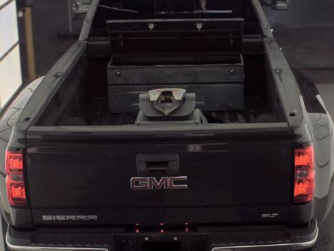 Used 2015 GMC Sierra 3500 SLT w/ Duramax Plus Package AWD/4WD image 6