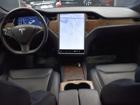 Used 2018 Tesla Model S AWD image 16