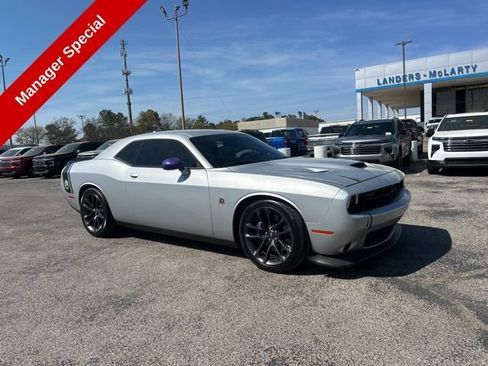 Used 2022 Dodge Challenger R/T Scat Pack w/ Driver Convenience Group RWD image 1