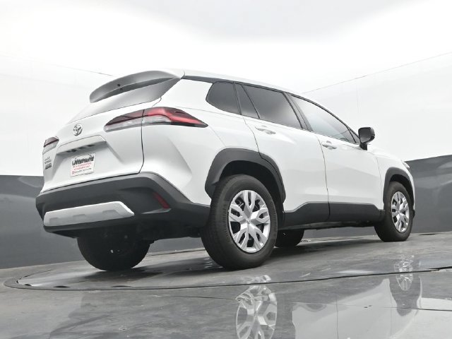 Used 2026 Toyota Corolla Cross L FWD image 11
