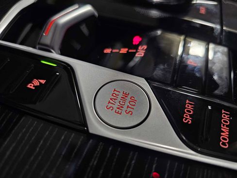 New 2026 BMW X5 xDrive40i w/ M Sport Package image 27