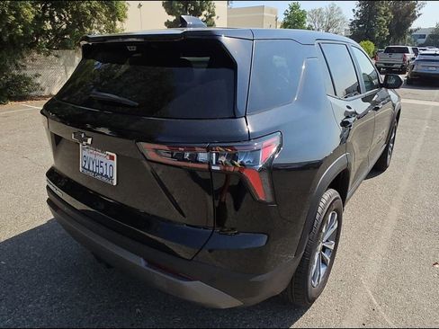 Used 2026 Chevrolet Equinox LT w/ Safety and Technology Package AWD/4WD image 5