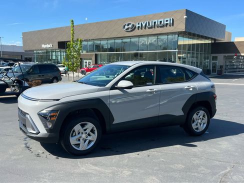 Certified 2026 Hyundai Kona SE AWD/4WD image 1