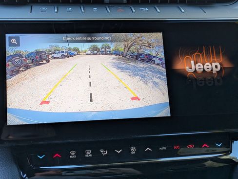 New 2026 Jeep Grand Cherokee L Limited image 36