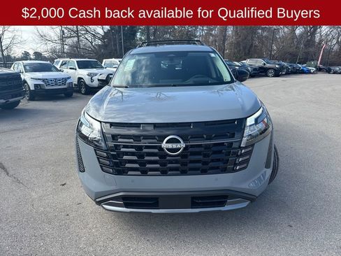 New 2026 Nissan Pathfinder Platinum image 9