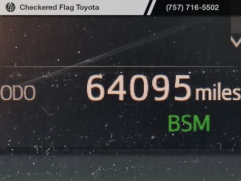 Used 2018 Toyota RAV4 XLE image 14