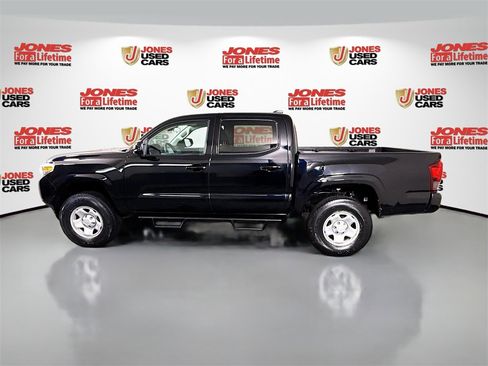 Certified 2020 Toyota Tacoma SR image 13