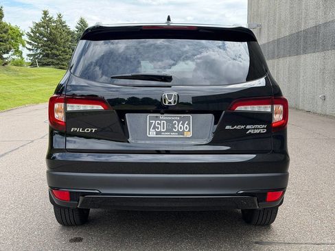 Used 2022 Honda Pilot Black Edition image 4