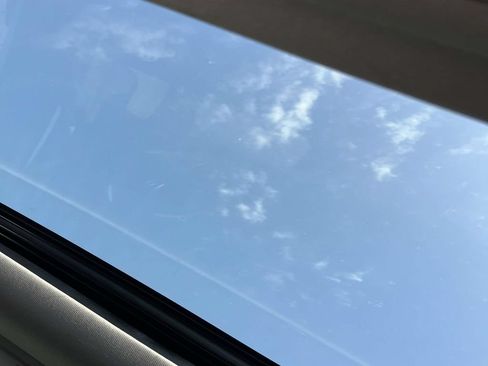 Used 2018 Honda CR-V EX image 17