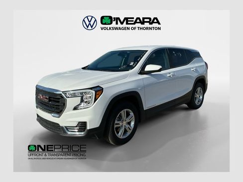 Used 2024 GMC Terrain SLE AWD/4WD image 1