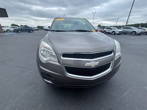 Used 2011 Chevrolet Equinox LT w/ All-Star Package FWD image 12