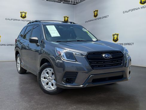 Used 2023 Subaru Forester AWD/4WD image 3