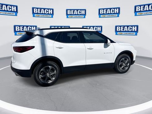 New 2026 Chevrolet Blazer LT w/ Convenience Package FWD image 8