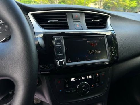 Used 2019 Nissan Sentra SV FWD image 35