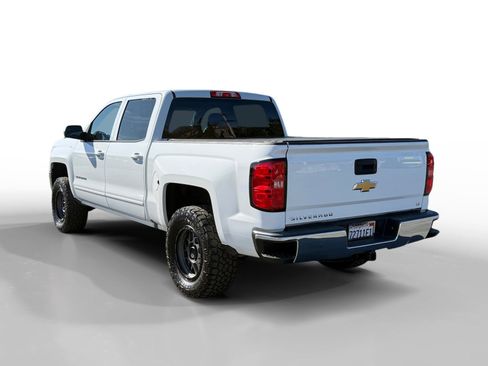 Used 2018 Chevrolet Silverado 1500 LT w/ All Star Edition image 3