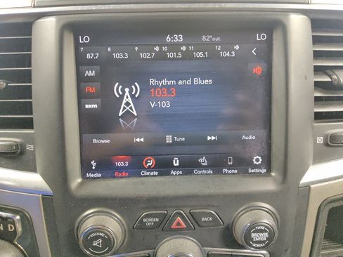 Used 2019 RAM 1500 Big Horn RWD image 25