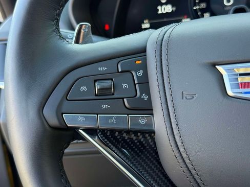 Used 2025 Cadillac CT4 V image 33