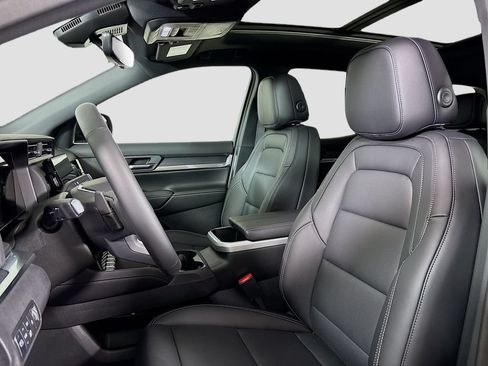 New 2026 GMC Terrain Elevation w/ Elevation Premium Package AWD/4WD image 20