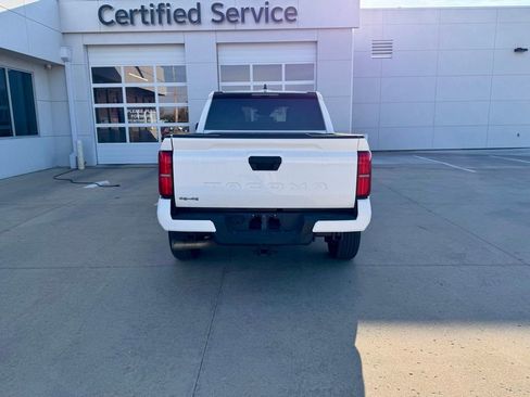 Used 2024 Toyota Tacoma SR5 image 4