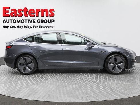 Used 2018 Tesla Model 3 Long Range image 4