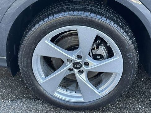 Certified 2025 Audi Q5 2.0T Premium Plus w/ Premium Plus image 10