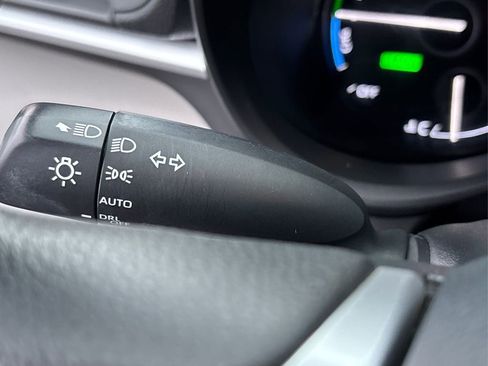 Used 2021 Toyota Sienna LE image 25