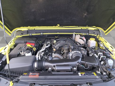 Used 2023 Jeep Gladiator Rubicon w/ LED Lighting Group image 28