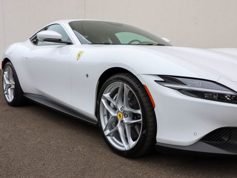Certified 2023 Ferrari Roma image 34