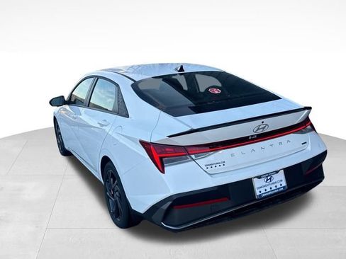 New 2026 Hyundai Elantra Sport image 5