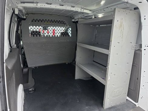 Used 2022 Ford Transit Connect XL FWD image 13