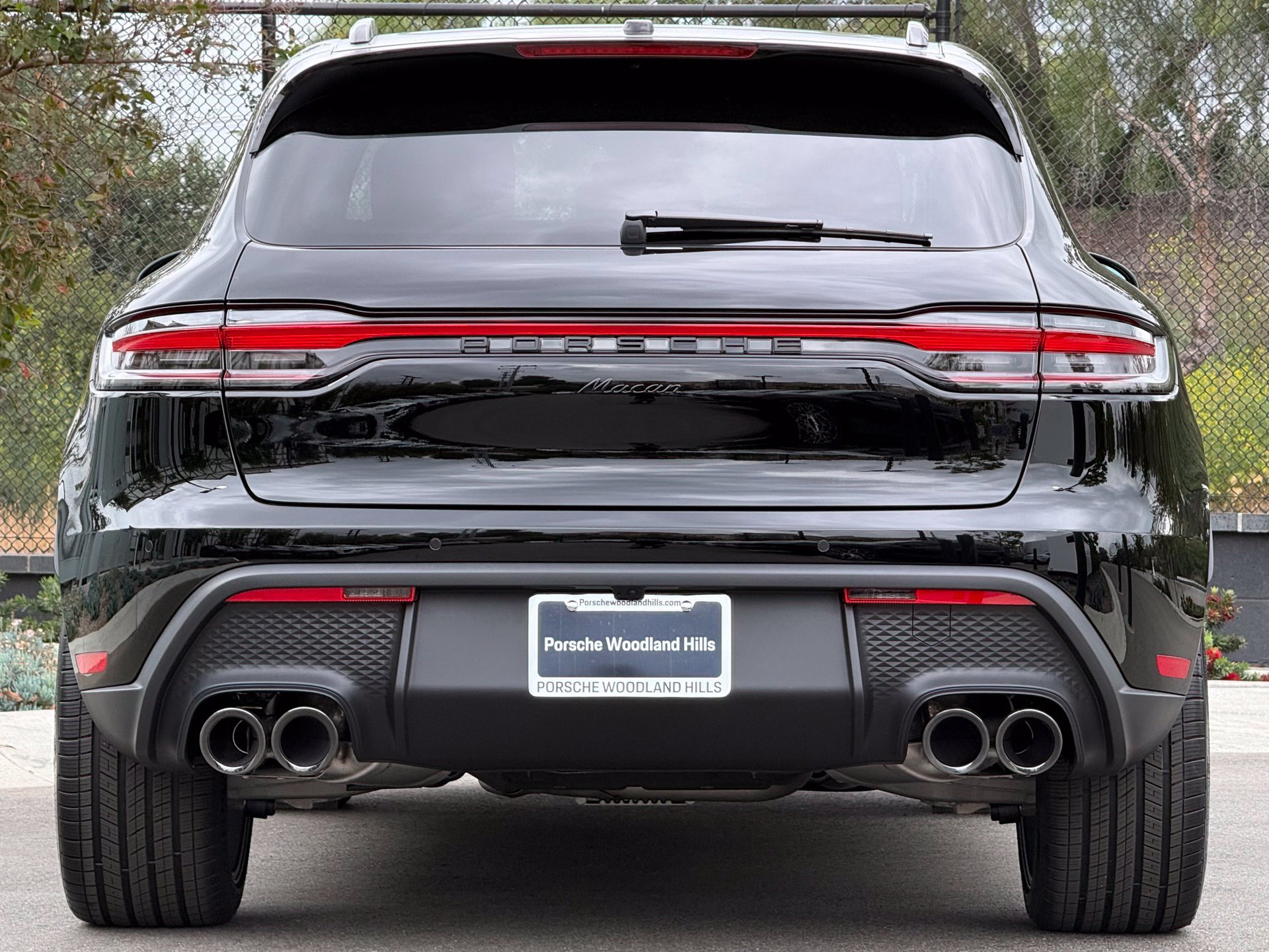 Used 2026 Porsche Macan AWD/4WD image 6