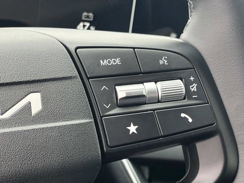 New 2025 Kia K4 EX image 27