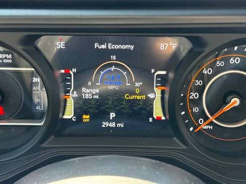 Used 2026 Jeep Wrangler Unlimited Rubicon AWD/4WD image 21