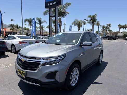 Used 2024 Chevrolet Equinox LT AWD/4WD image 4