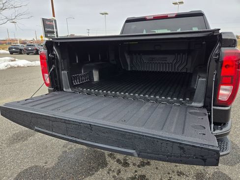 New 2026 GMC Sierra 1500 Elevation image 9