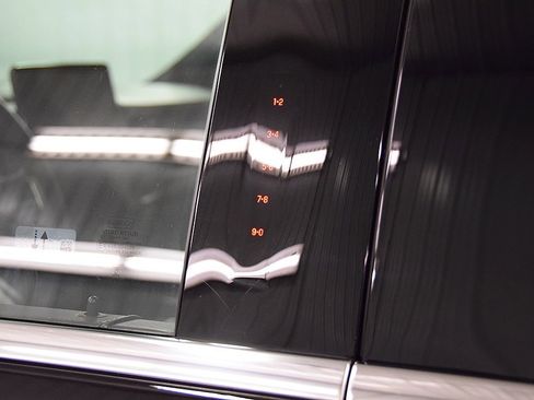 Used 2024 Ford Expedition Max Limited image 15