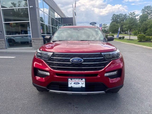 Certified 2022 Ford Explorer XLT w/ Equipment Group 202A AWD/4WD image 4